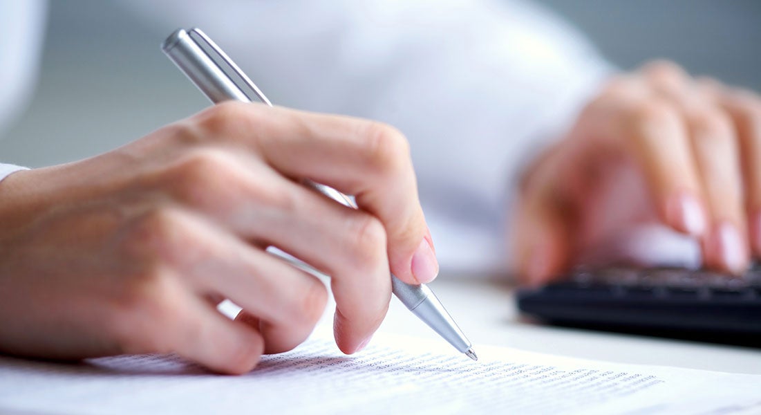 Shop Click Drive in Sullivan, IL