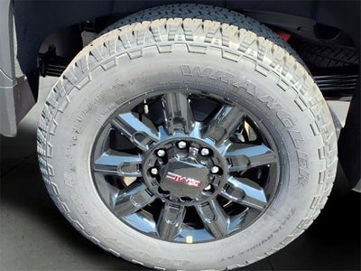 2025 GMC Sierra 2500 HD AT4