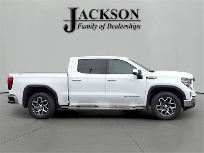 2025 GMC Sierra 1500 SLT