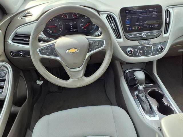 2022 Chevrolet Malibu FWD LT