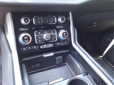 2024 GMC Yukon XL 4WD Denali