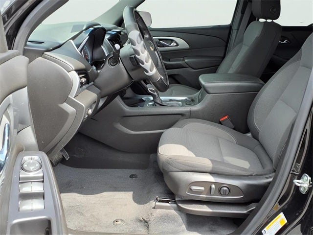 2022 Chevrolet Traverse AWD LT Cloth