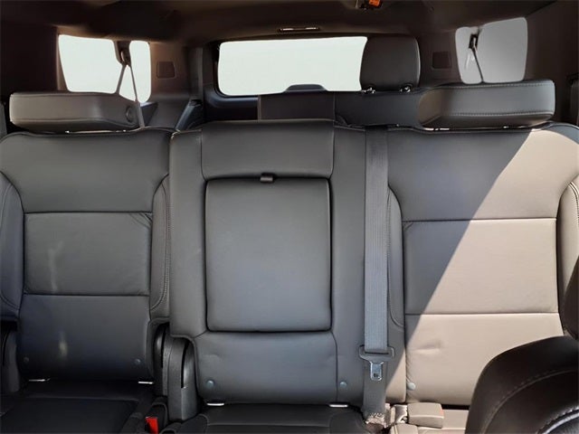 2021 Chevrolet Suburban 4WD LT