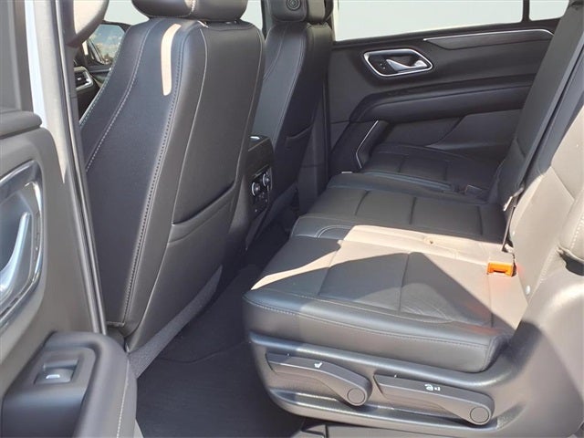 2021 Chevrolet Suburban 4WD LT