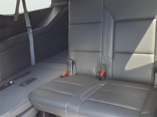 2021 Chevrolet Suburban 4WD LT