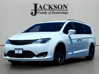 2020 Chrysler Pacifica Touring L Plus