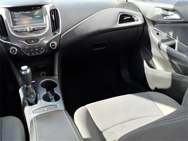 2017 Chevrolet Cruze LT Auto