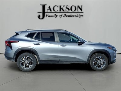 2025 Chevrolet Trax FWD LT