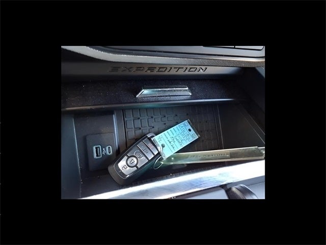 2022 Ford Expedition Max Platinum