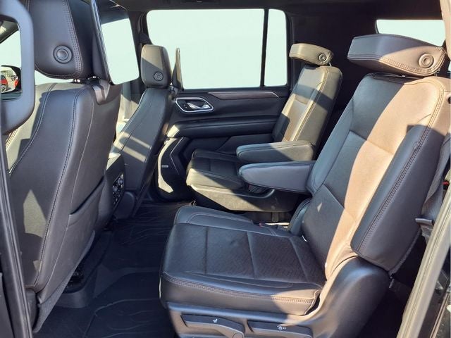 2021 Chevrolet Suburban High Country