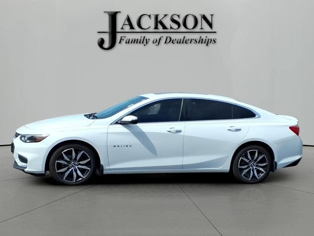 Used 2018 Chevrolet Malibu 1LT with VIN 1G1ZD5ST8JF232708 for sale in Sullivan, IL