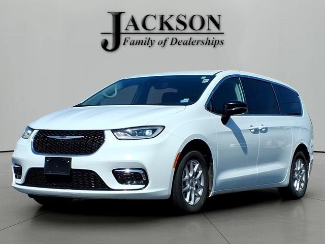 2024 Chrysler Pacifica