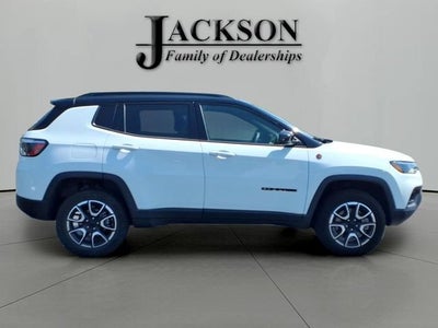 2024 Jeep Compass Trailhawk