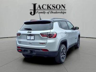2025 Jeep Compass Trailhawk