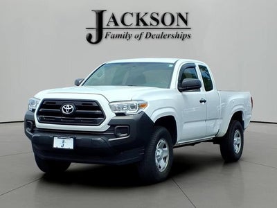2016 Toyota Tacoma SR