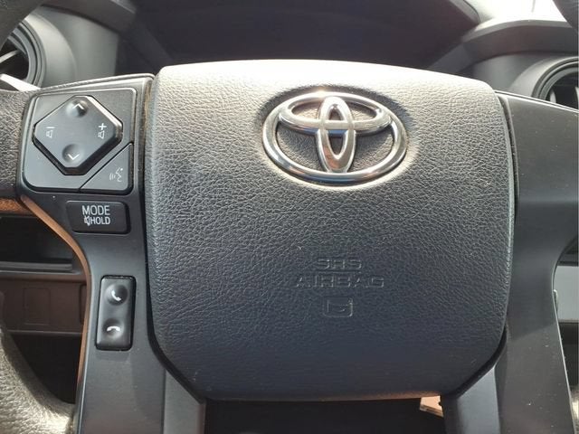 2016 Toyota Tacoma SR