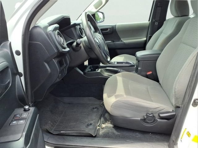 2016 Toyota Tacoma SR