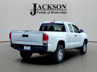 2016 Toyota Tacoma SR