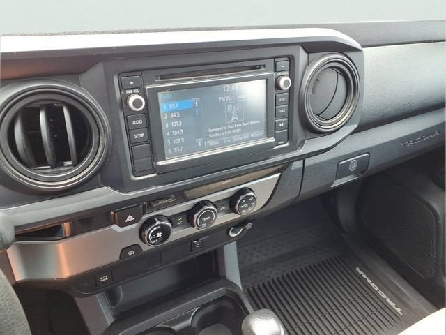 2016 Toyota Tacoma SR