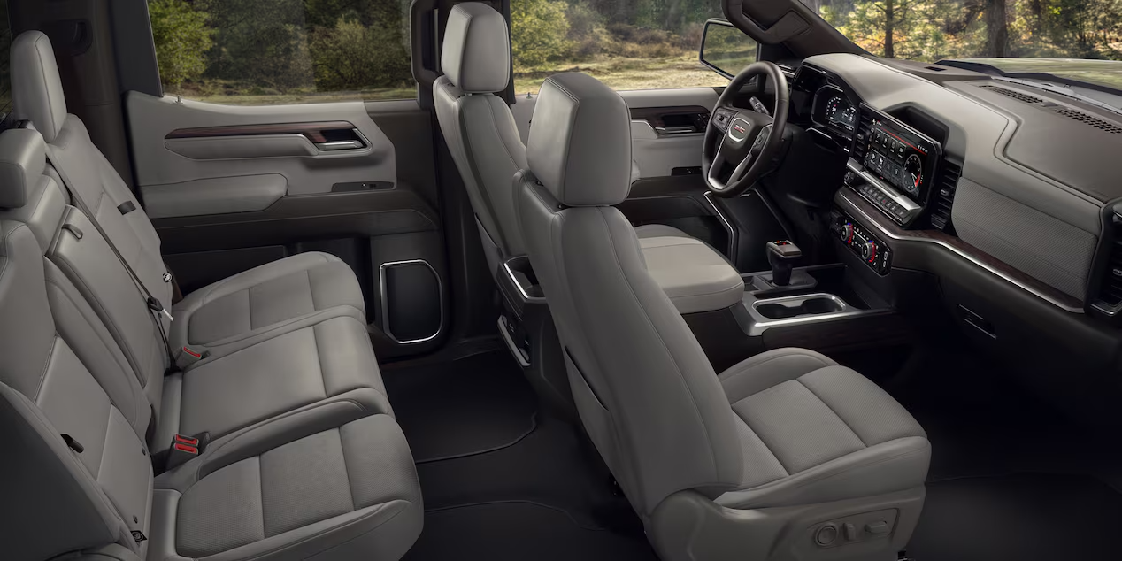 2024 GMC Sierra Interior